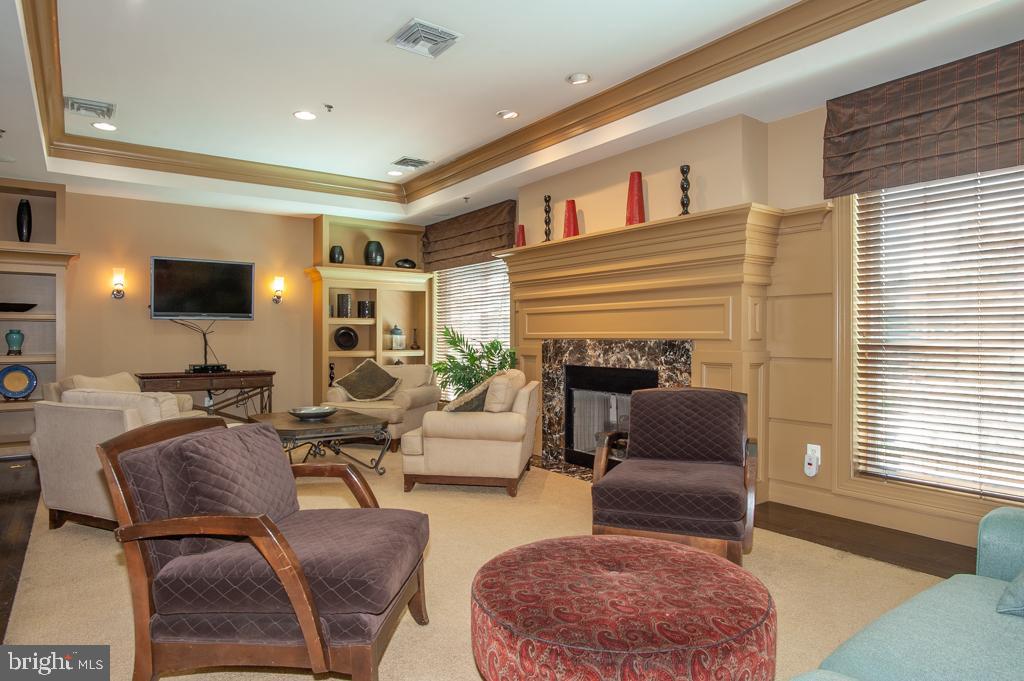 4850 EISENHOWER AVENUE 409