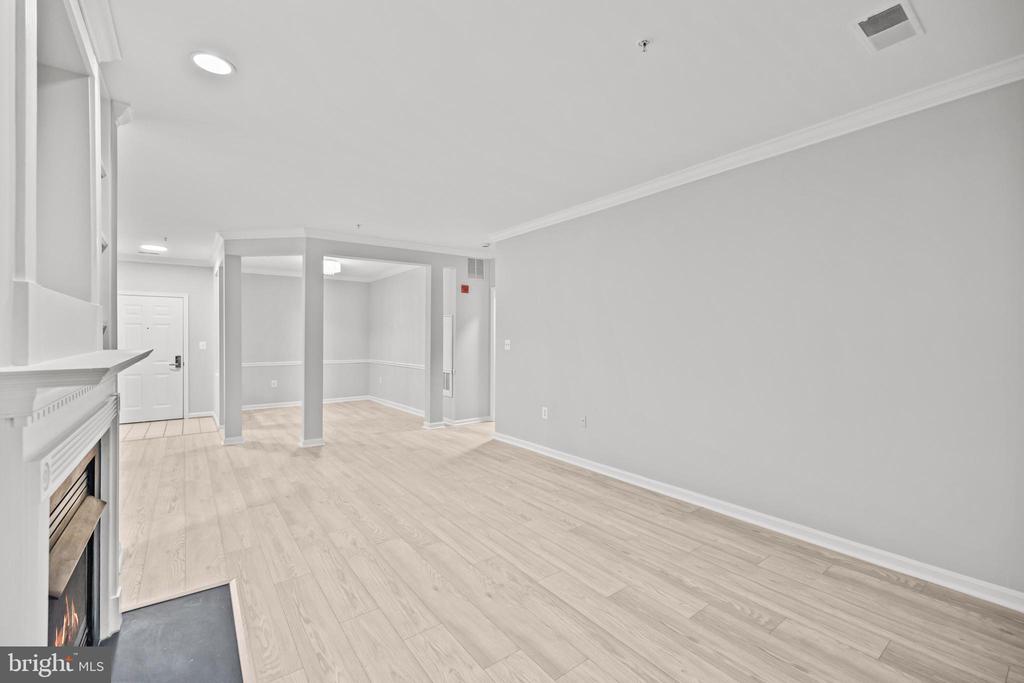 5112 DONOVAN DRIVE Unit: 107