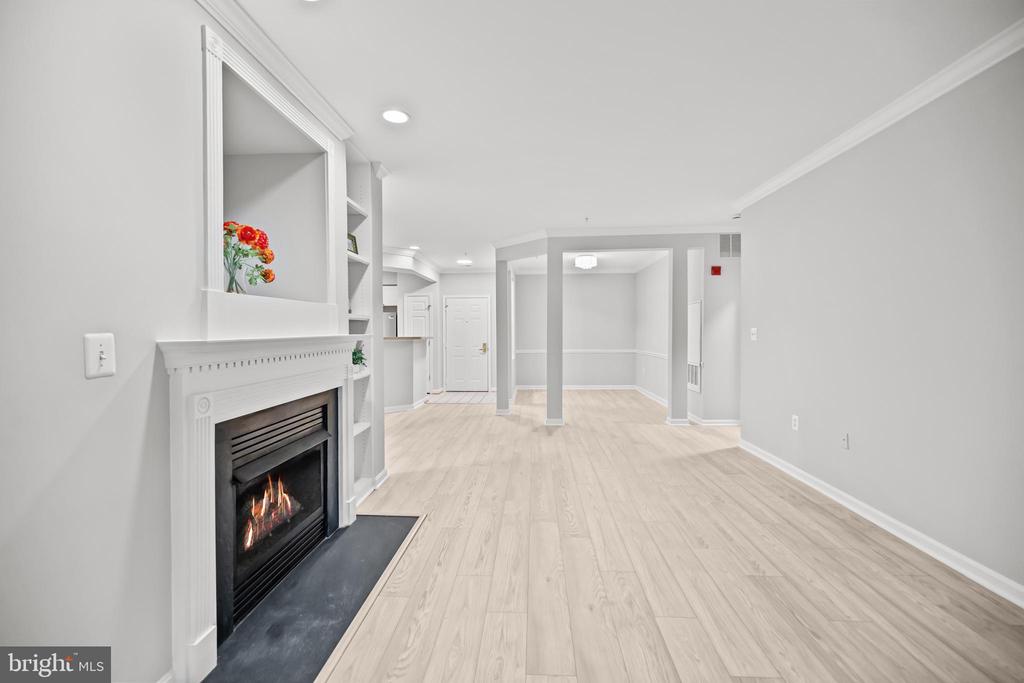 5112 DONOVAN DRIVE Unit: 107