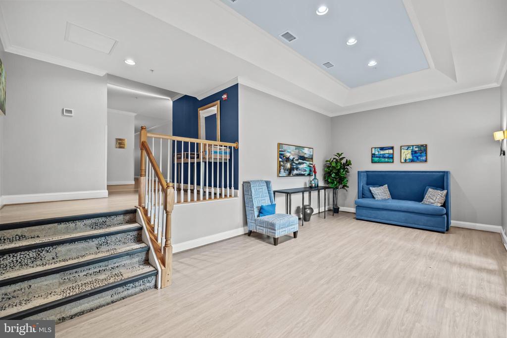 5112 DONOVAN DRIVE Unit: 107