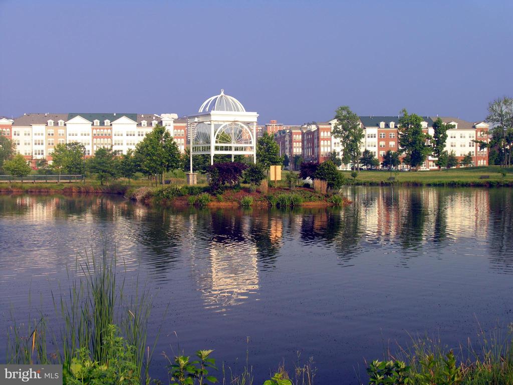 5112 DONOVAN DRIVE Unit: 107