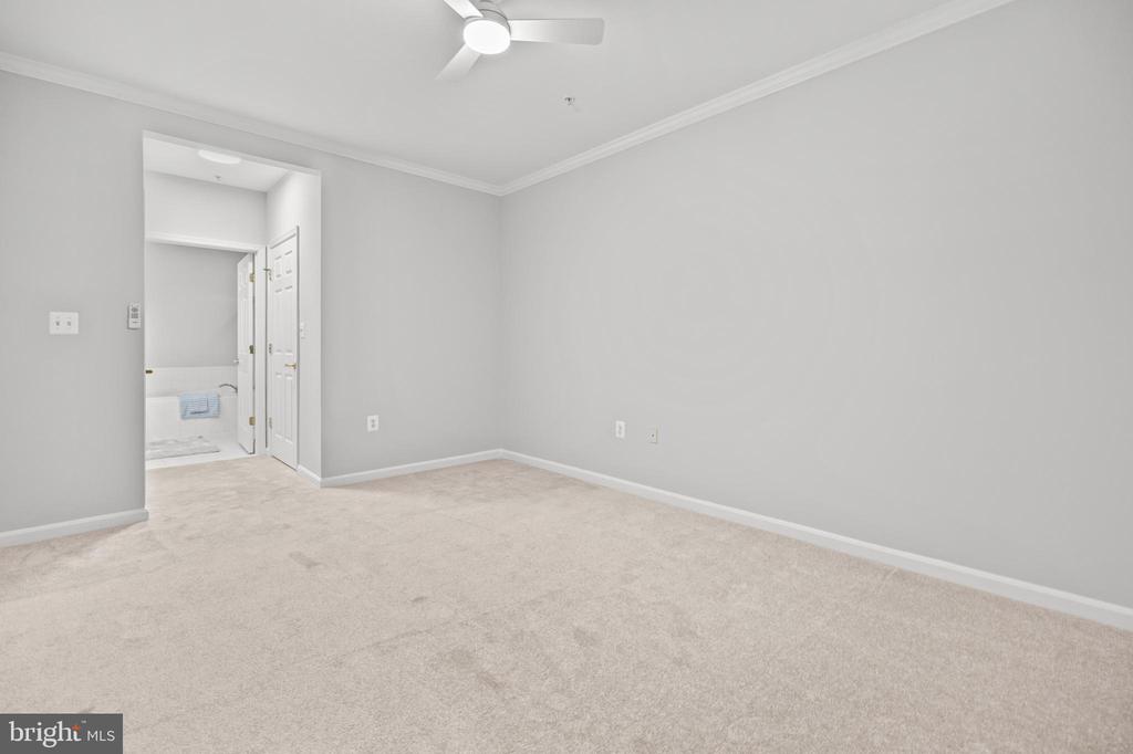5112 DONOVAN DRIVE Unit: 107