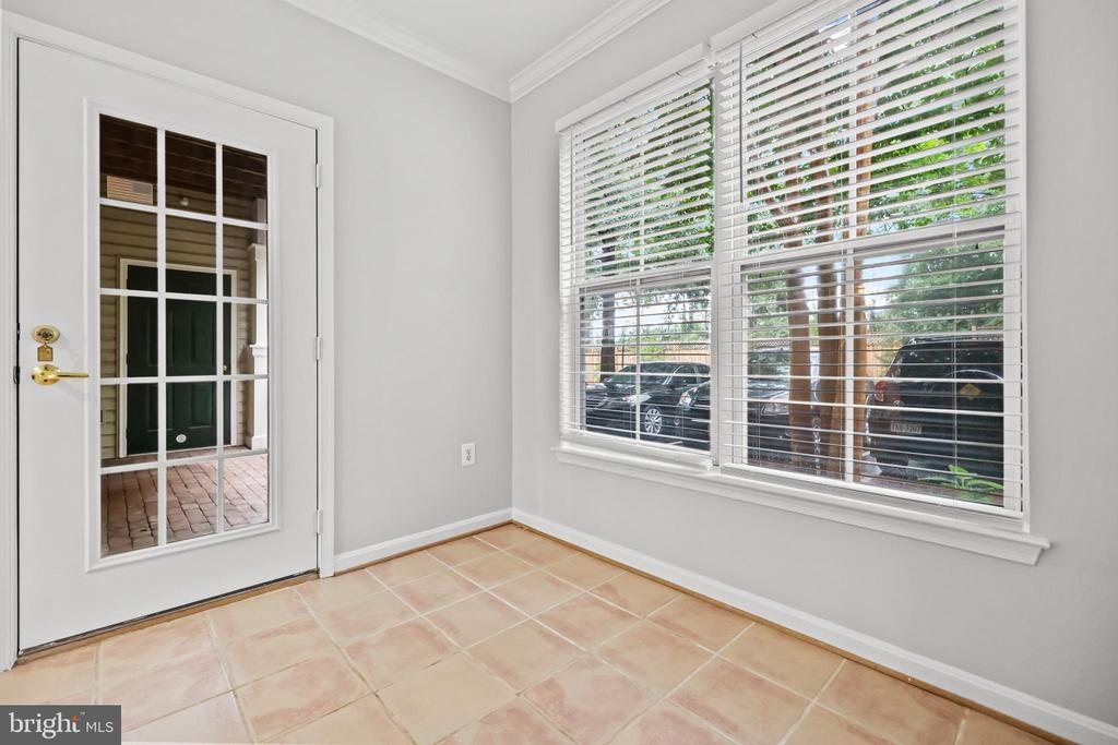 5112 DONOVAN DRIVE Unit: 107