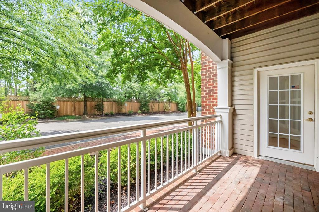 5112 DONOVAN DRIVE Unit: 107