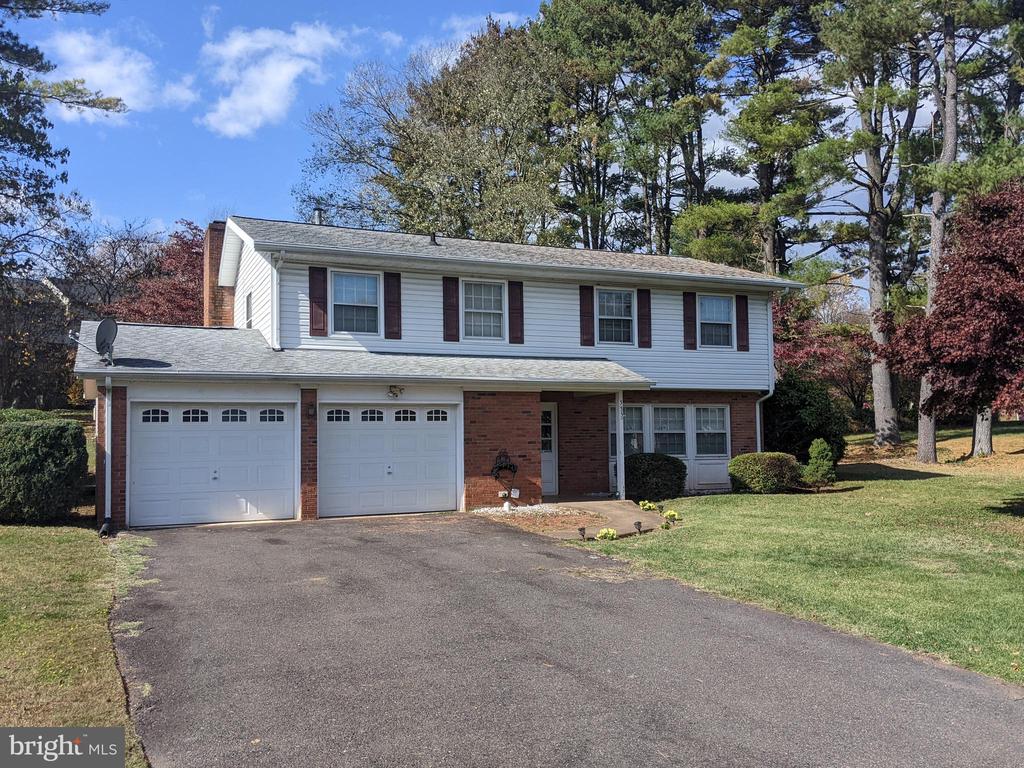535 Mimosa St