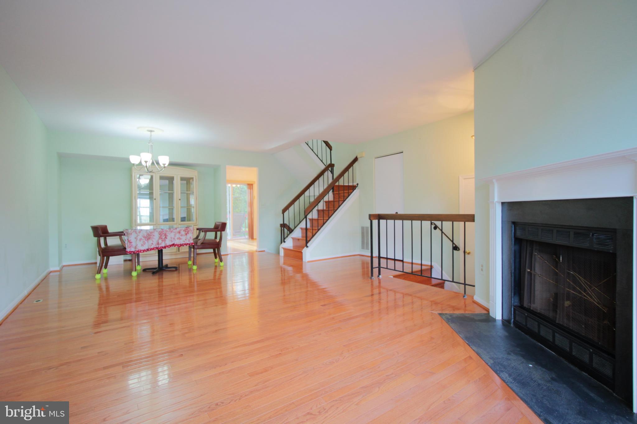 3326 Buckeye Ln