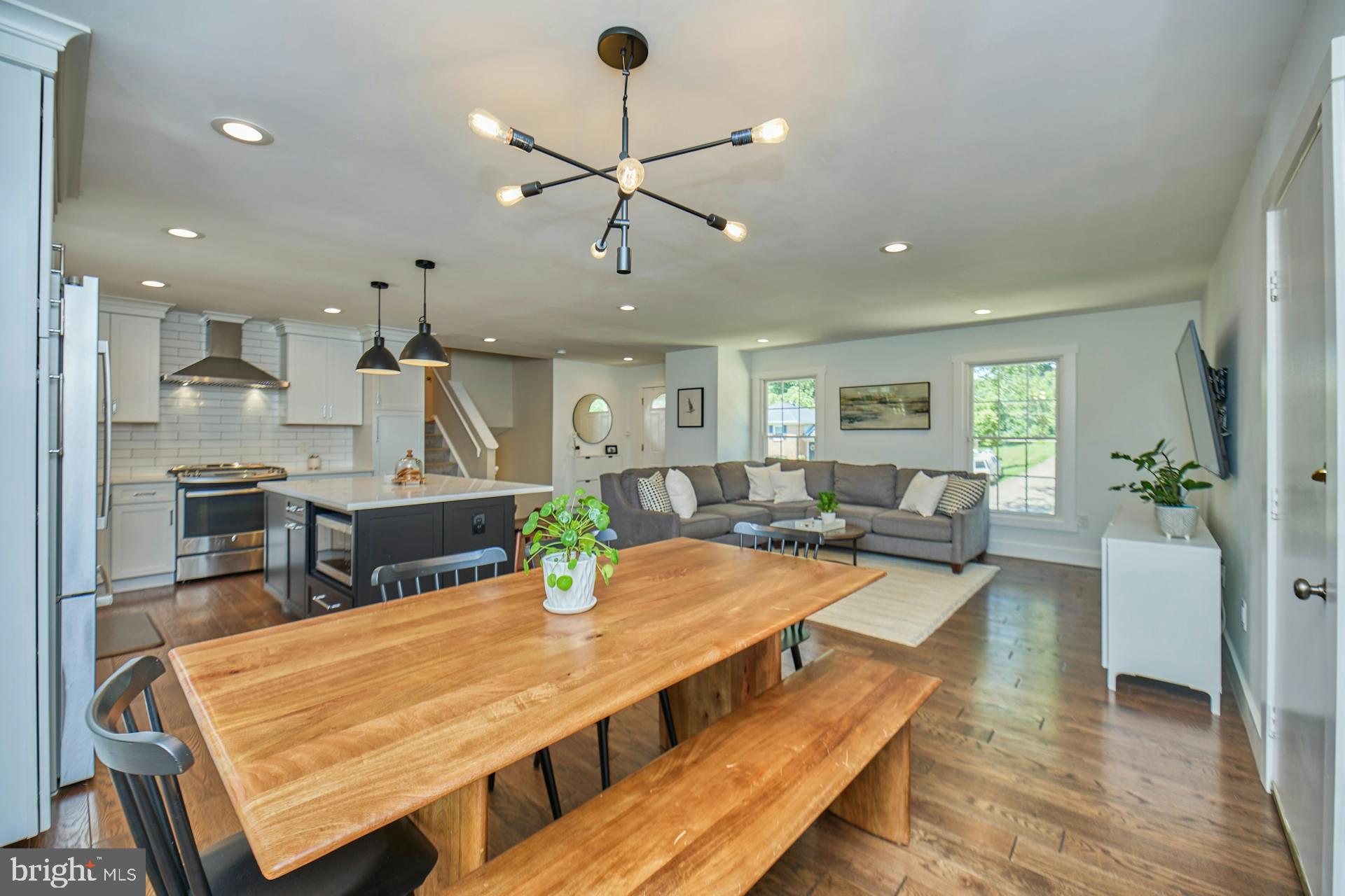 4515 Fidelity Ct