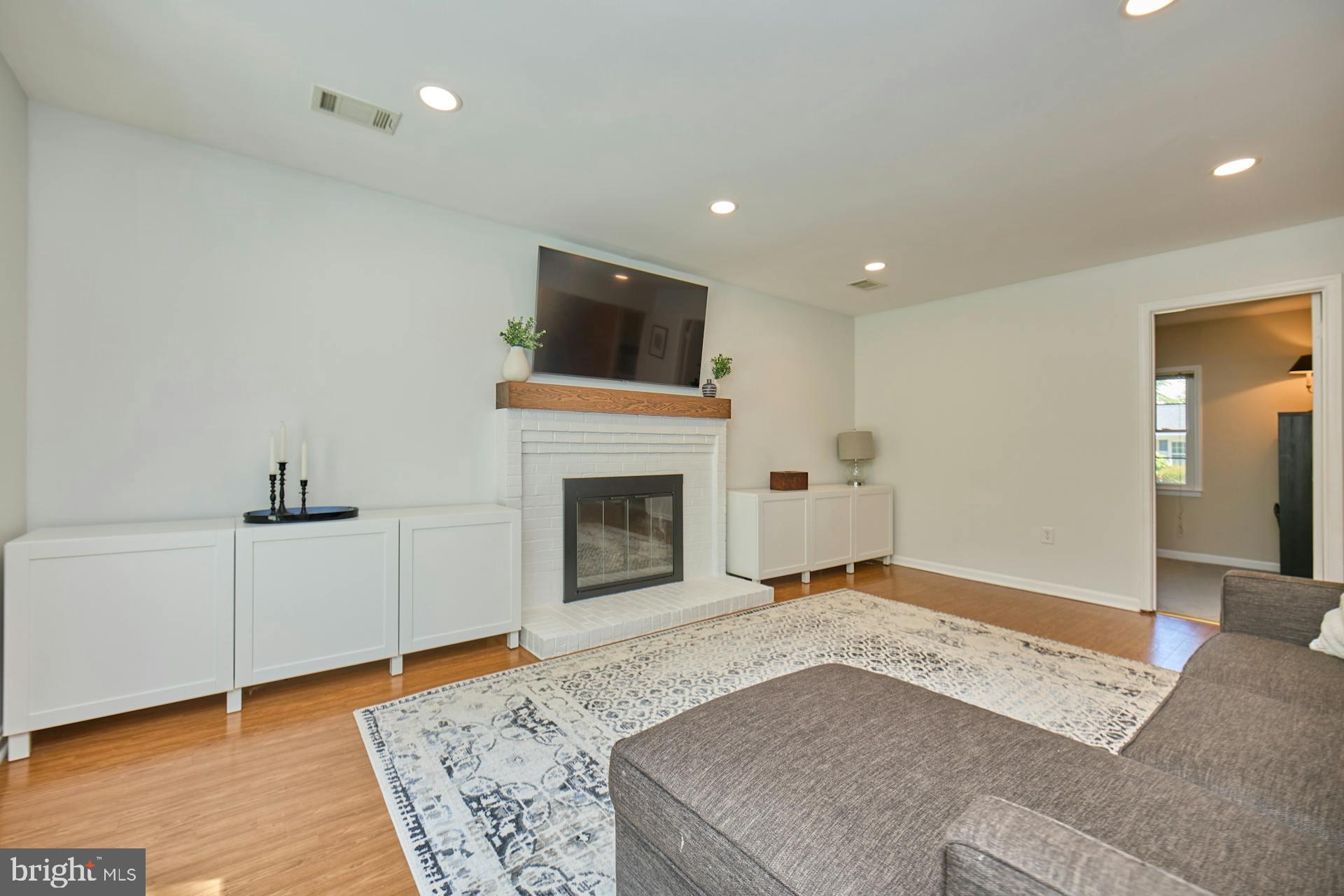 4515 Fidelity Ct