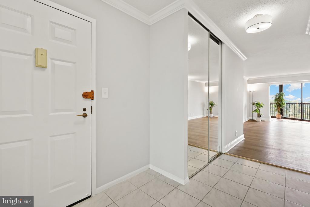 5904 Mount Eagle Dr #910