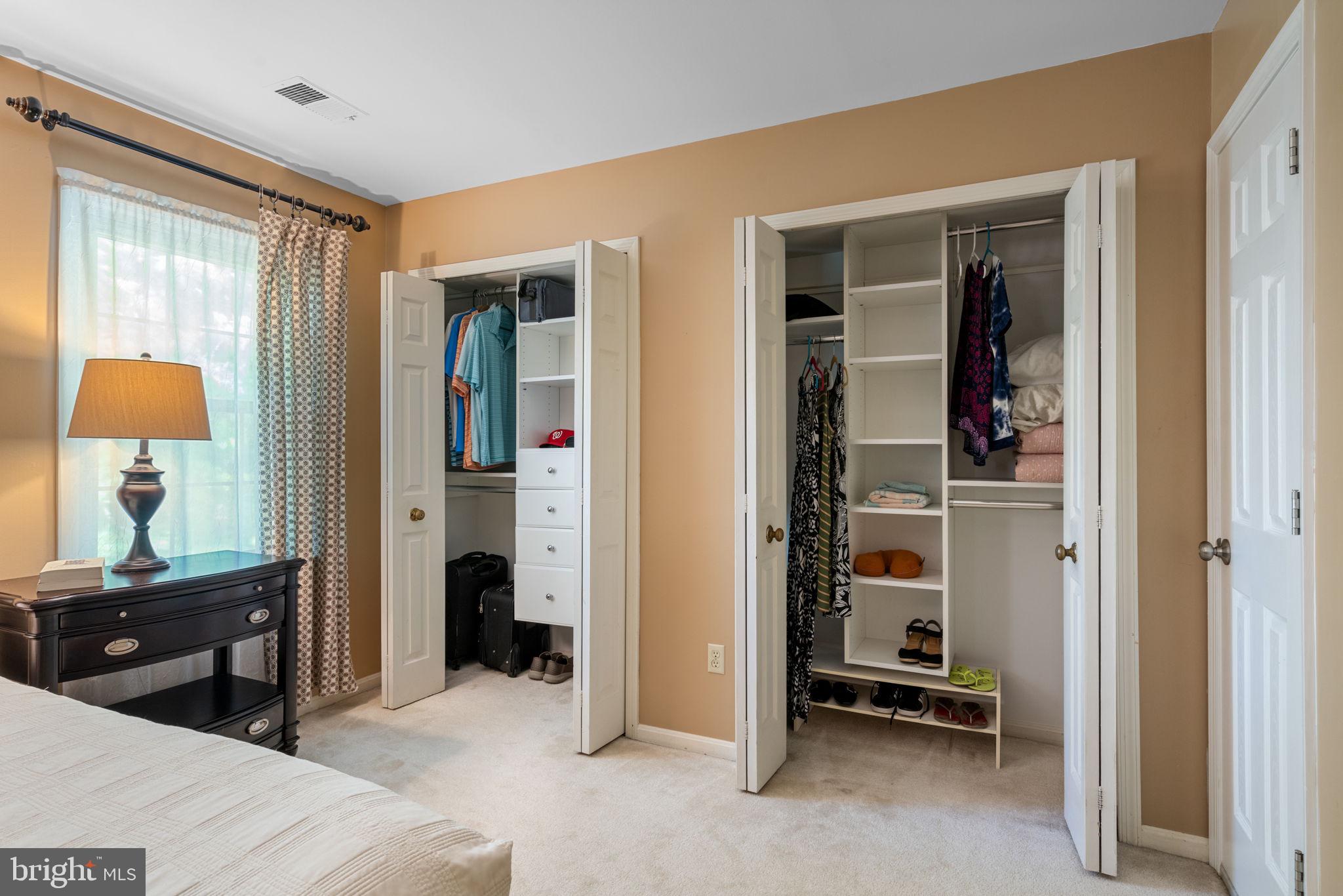 10334 Hampshire Green Ave