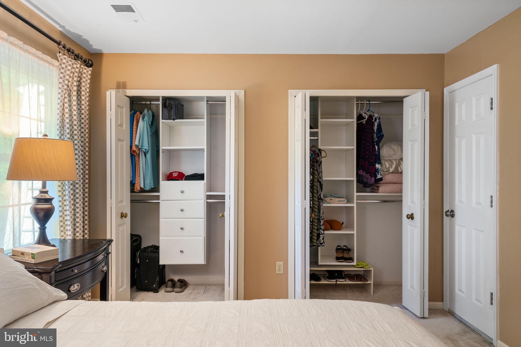 10334 Hampshire Green Ave