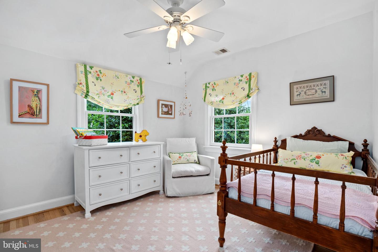 6105 Brook Dr