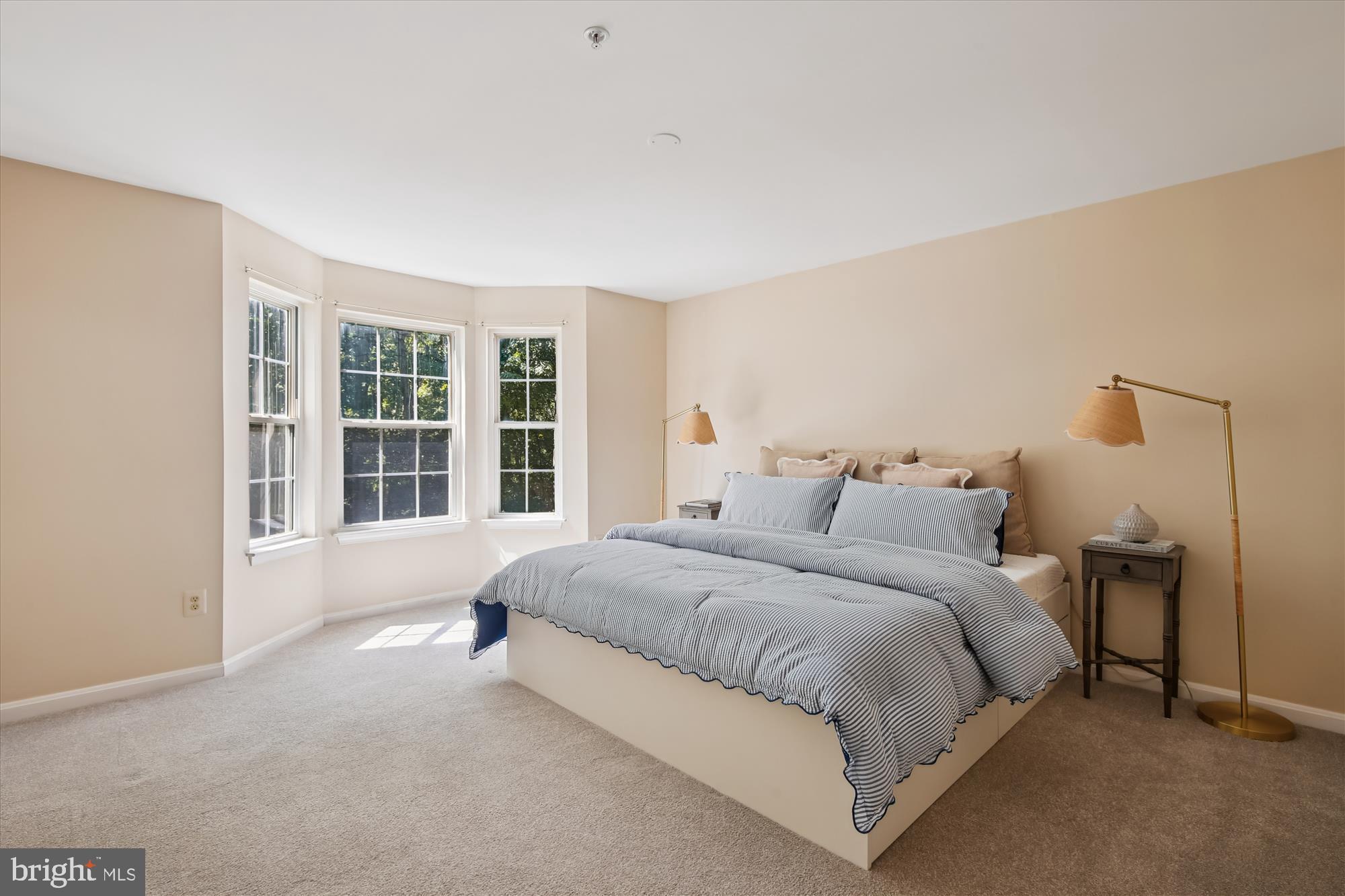 4104 MONUMENT COURT 204