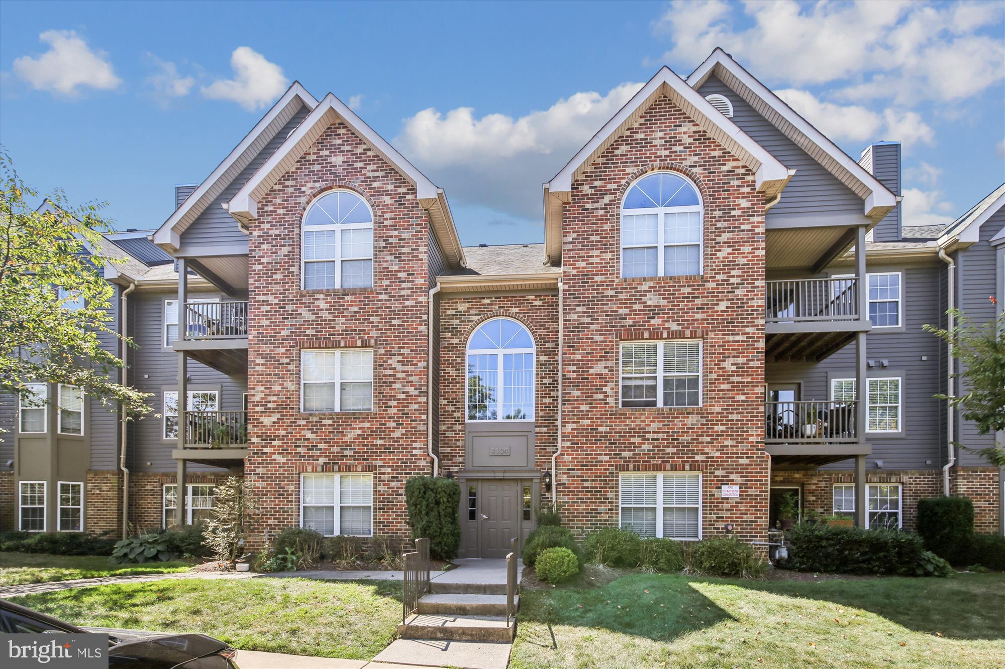 4104 MONUMENT COURT 204