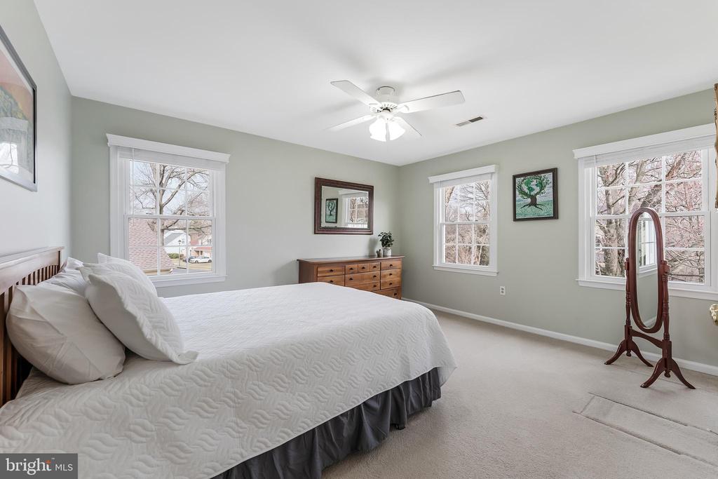 13172 LADYBANK LANE