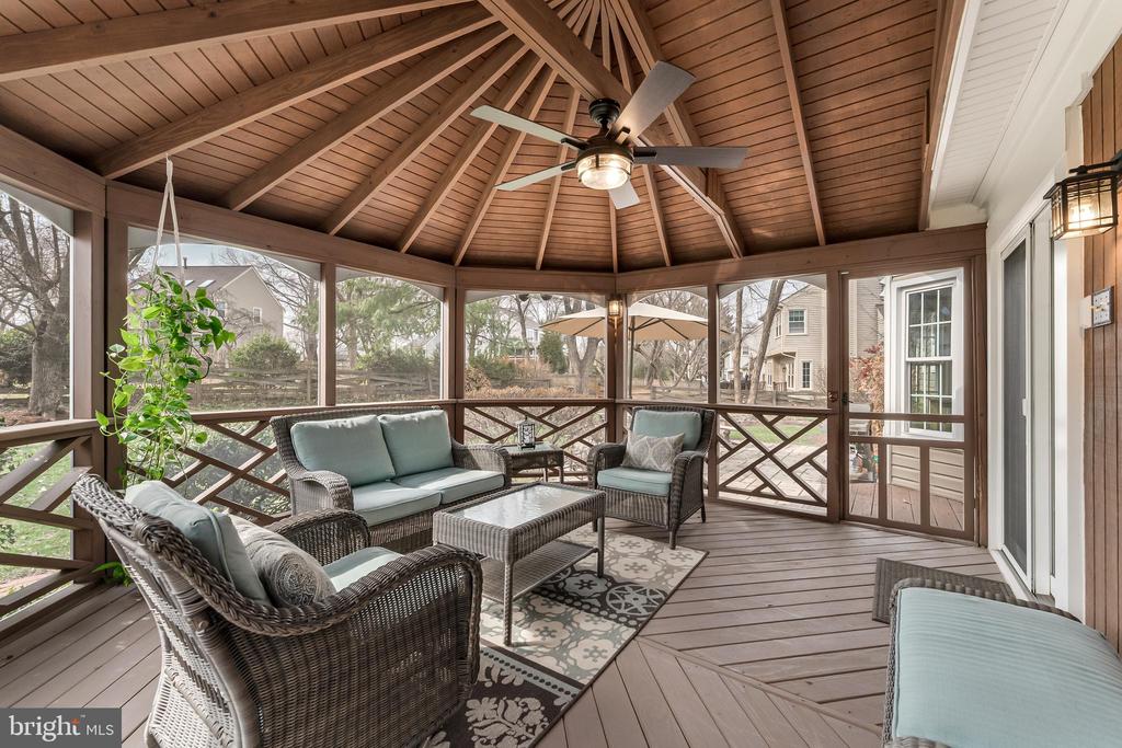 13172 LADYBANK LANE