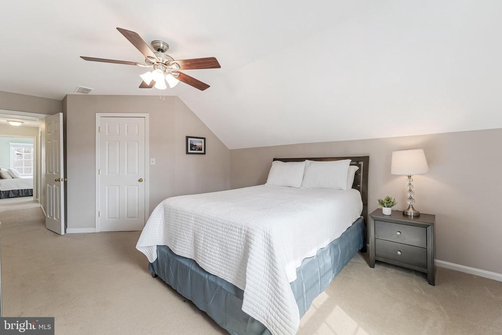 13172 LADYBANK LANE