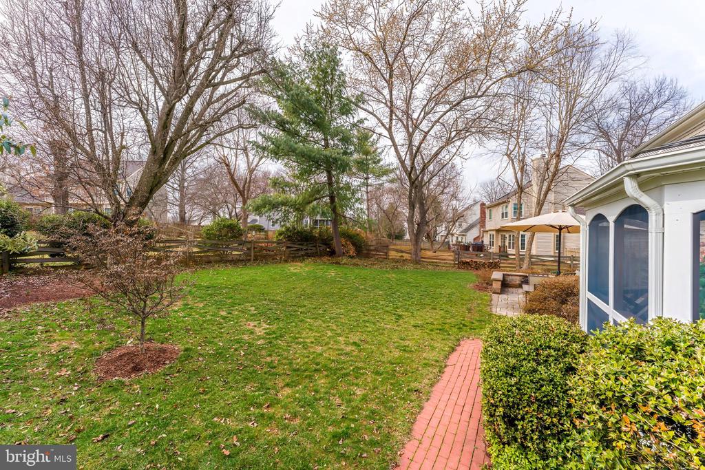 13172 LADYBANK LANE