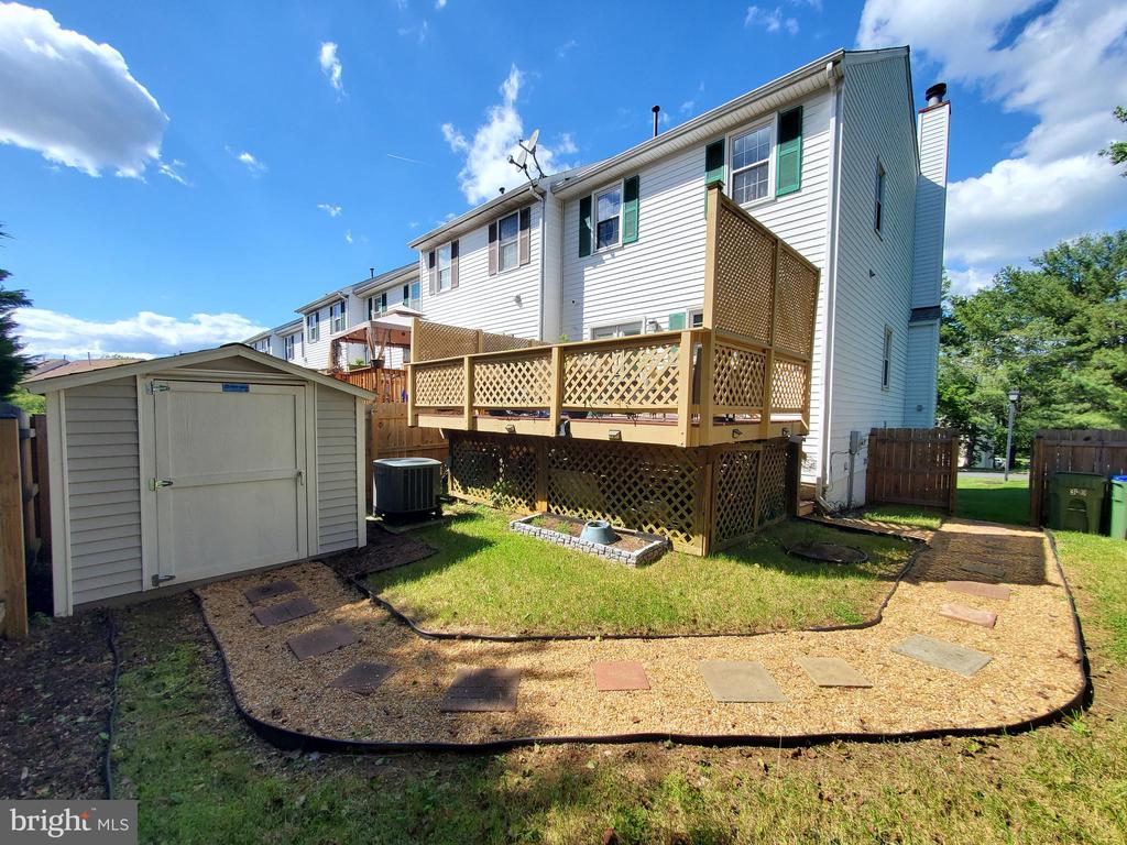 310 Braemar Pl