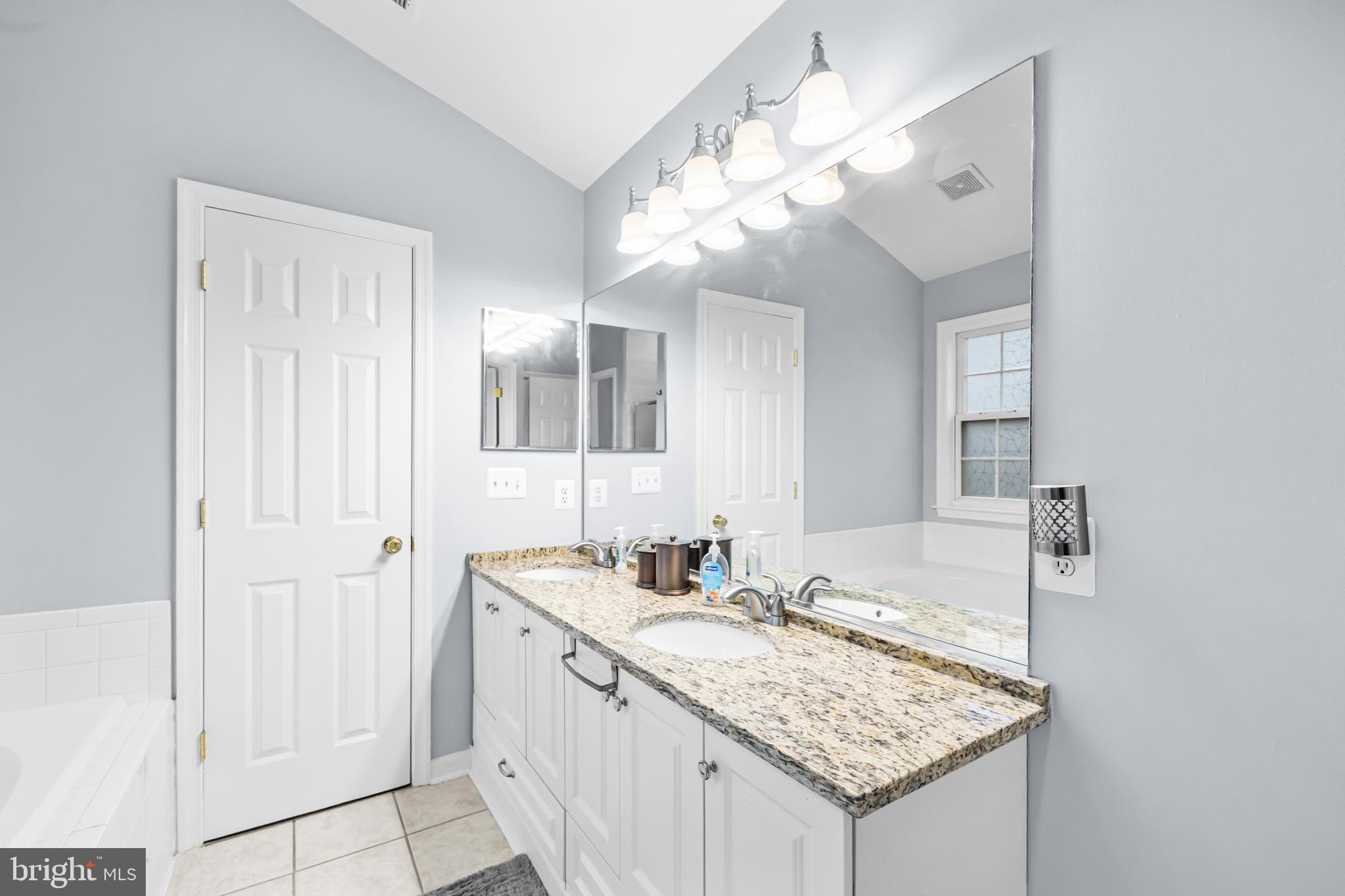 20 BELLS RIDGE DRIVE