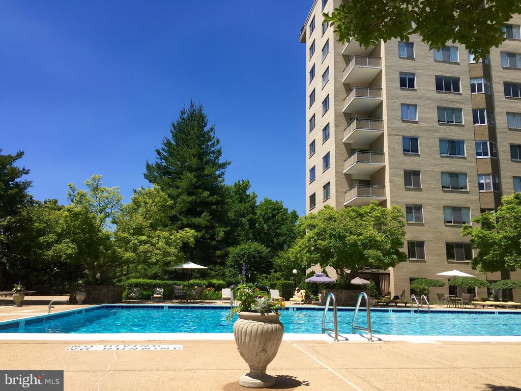 2801 New Mexico Ave NW #1215