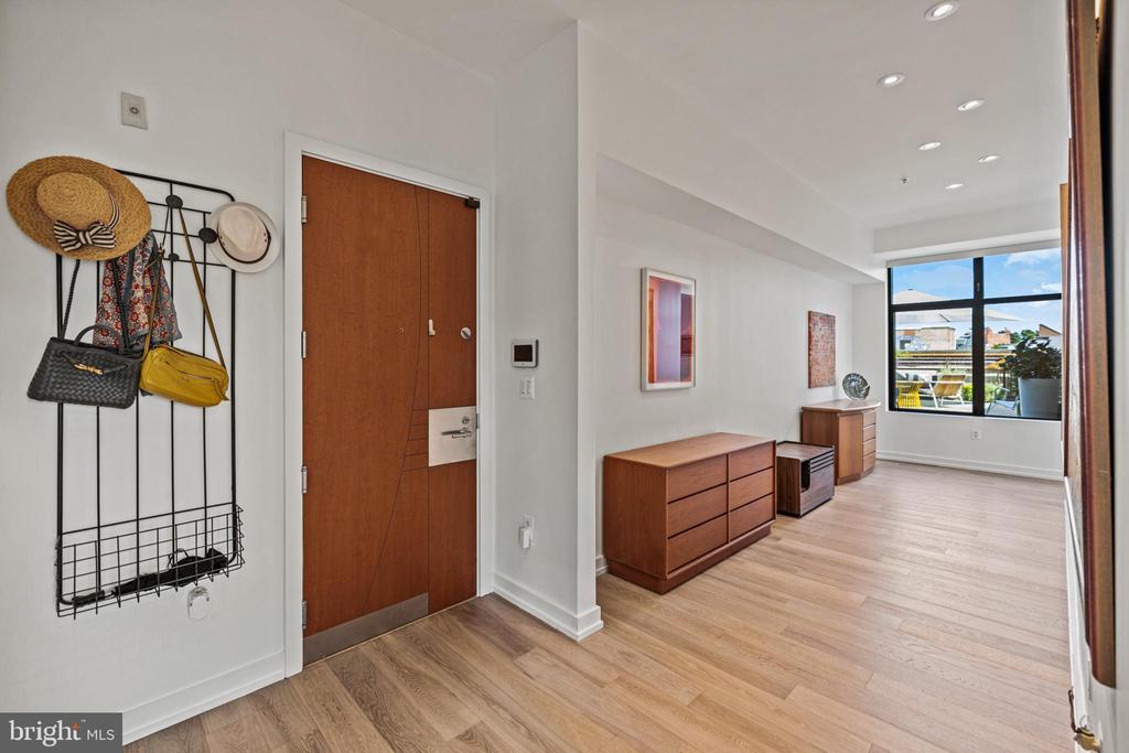 1413 P St NW #402