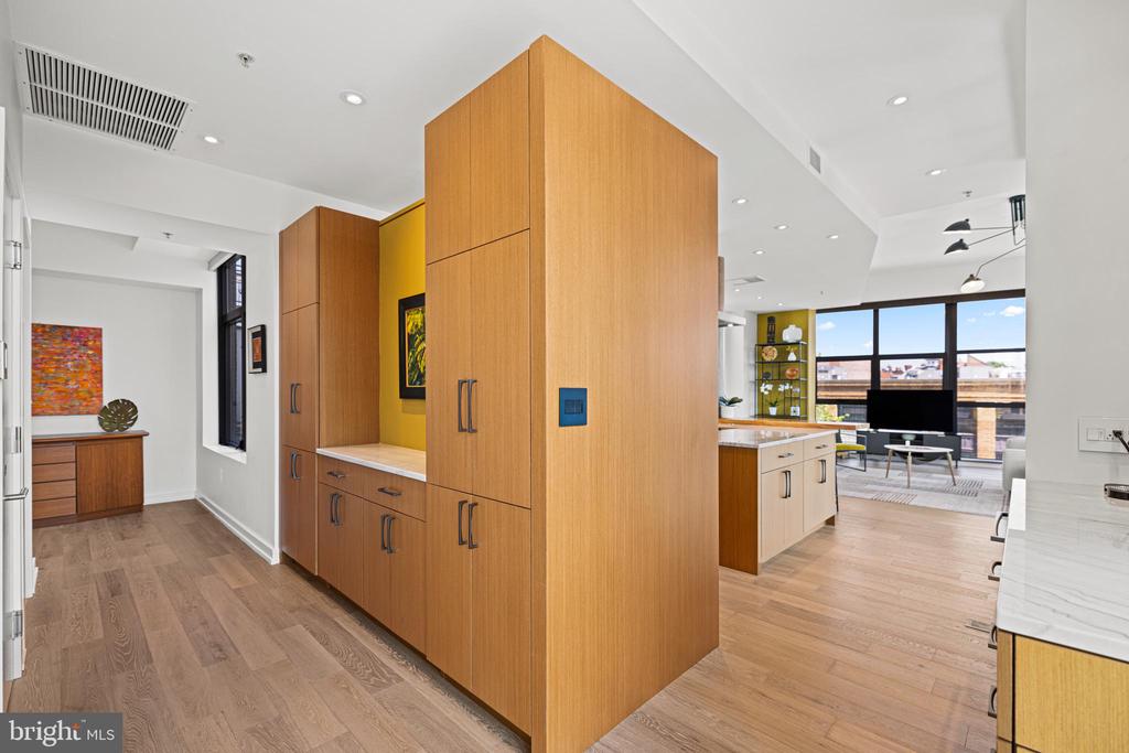 1413 P St NW #402