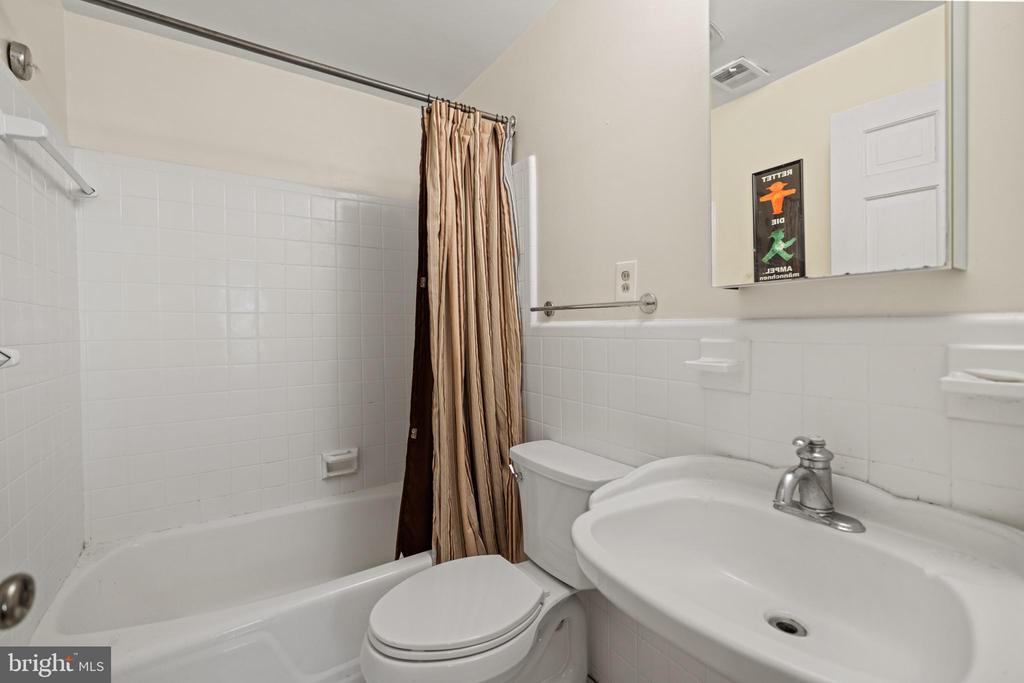 2426 I ST NW