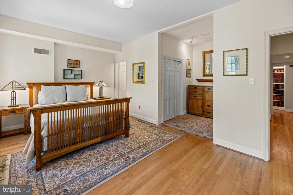 2426 I ST NW