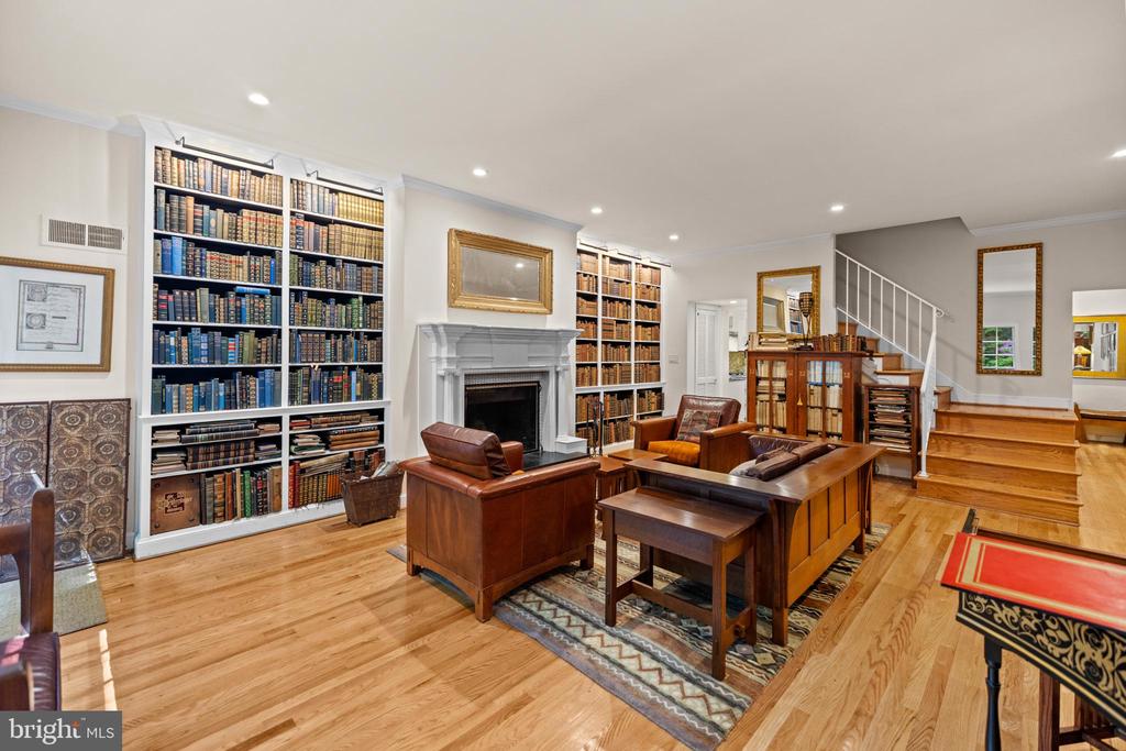 2426 I ST NW