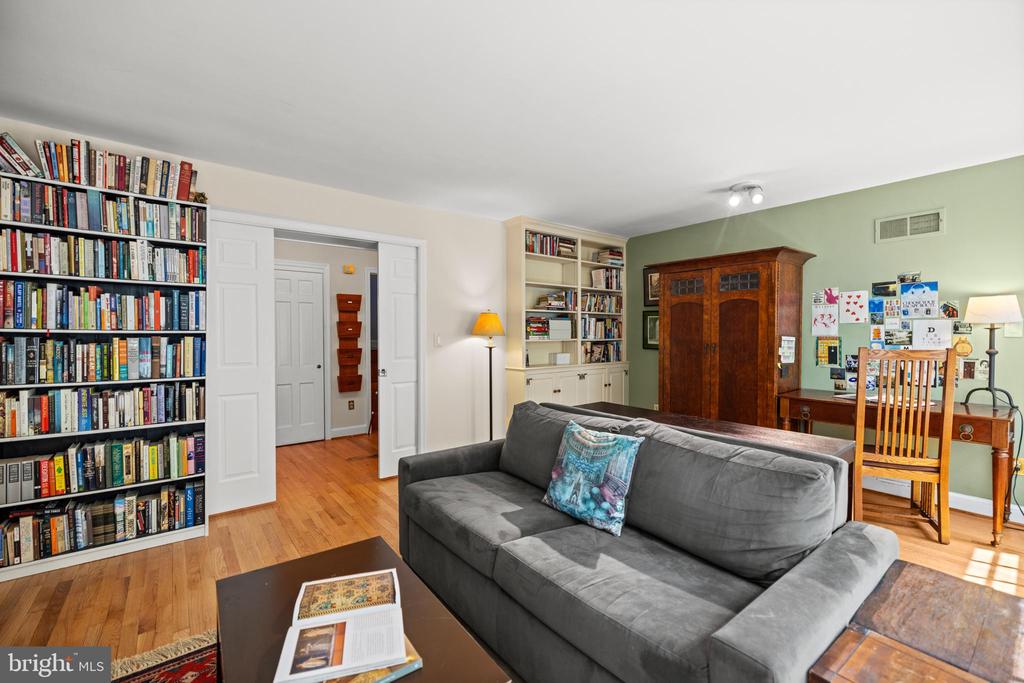 2426 I ST NW