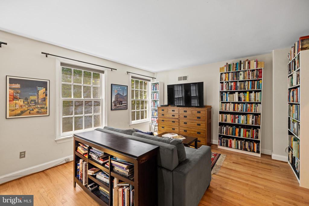 2426 I ST NW