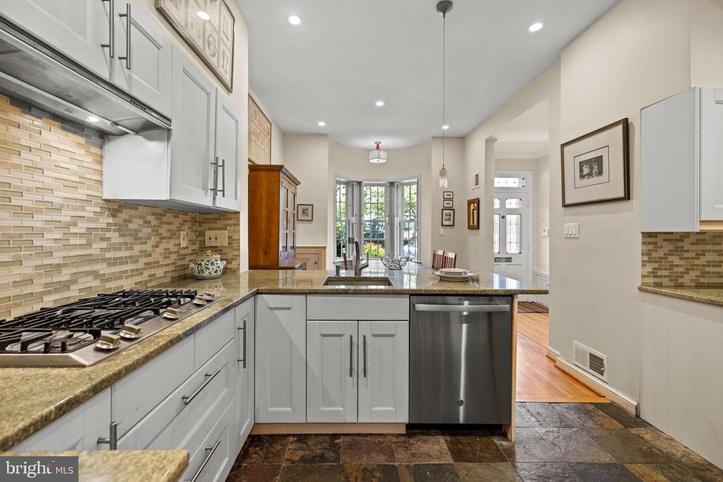 2426 I ST NW
