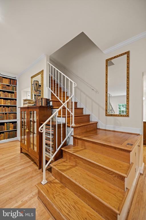2426 I ST NW