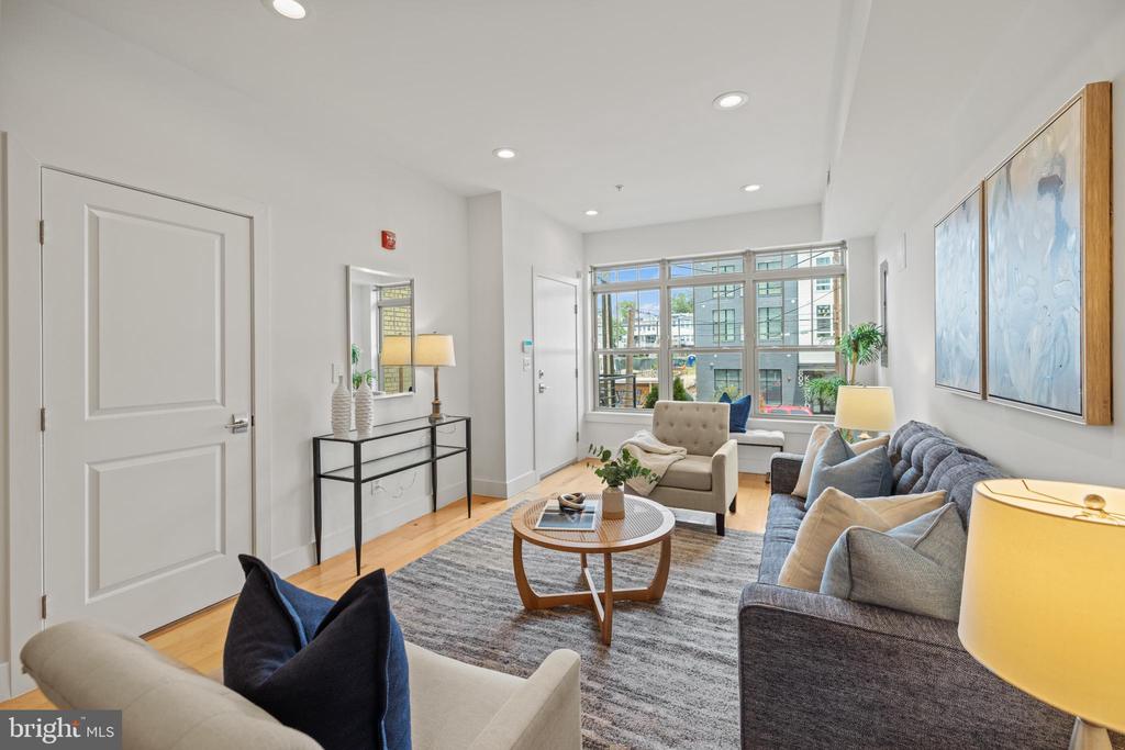 816 Kennedy St NW #2