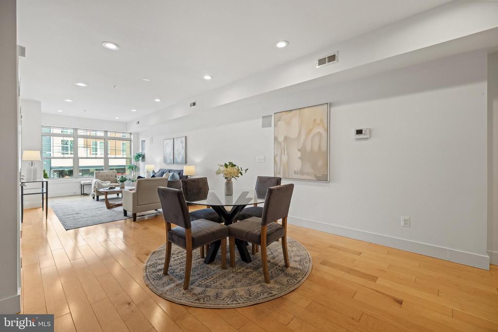 816 Kennedy St NW #2