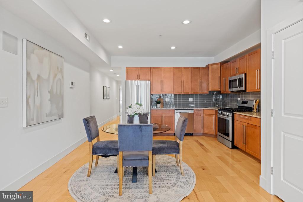 816 Kennedy St NW #2