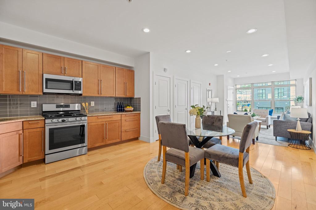 816 Kennedy St NW #2