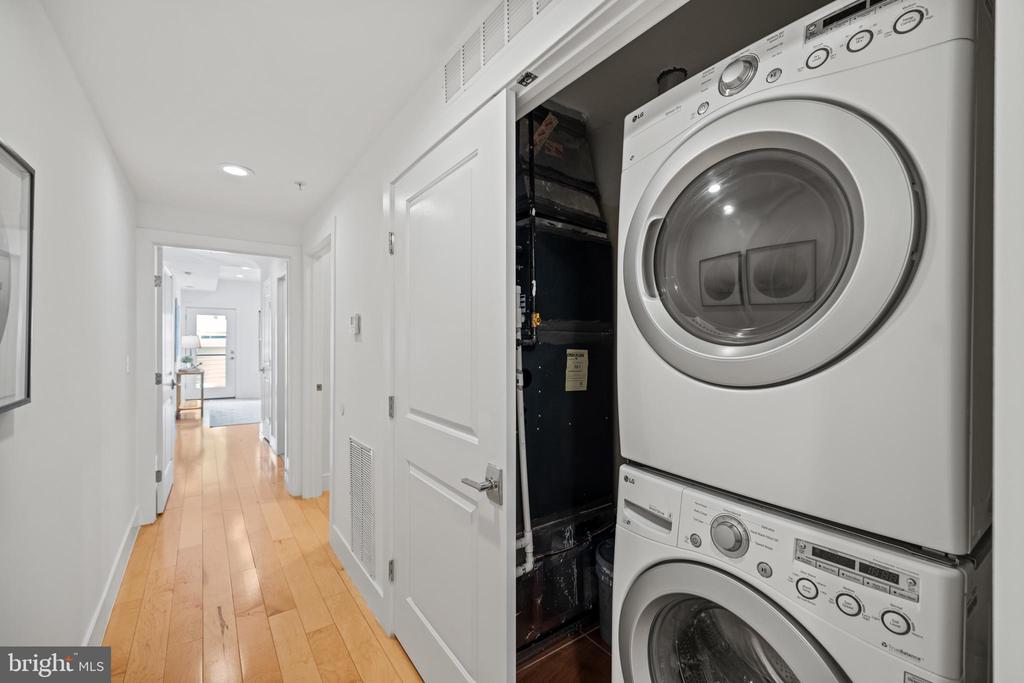 816 Kennedy St NW #2