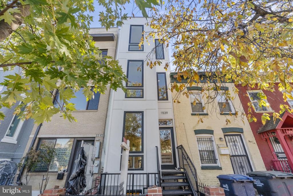 1539 4th St NW #1