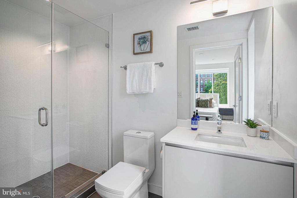 1101 Q St NW #301
