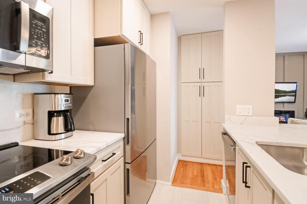 1840 California St NW #2a