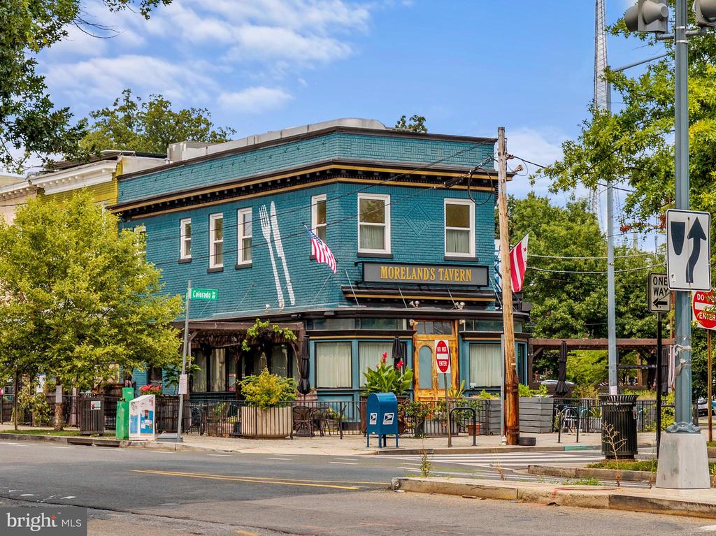 1346 Longfellow St NW