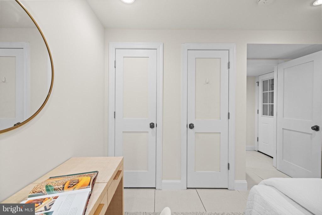 1346 Longfellow St NW
