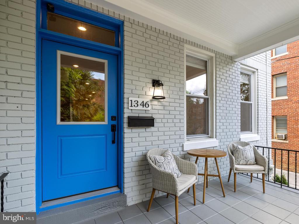 1346 Longfellow St NW