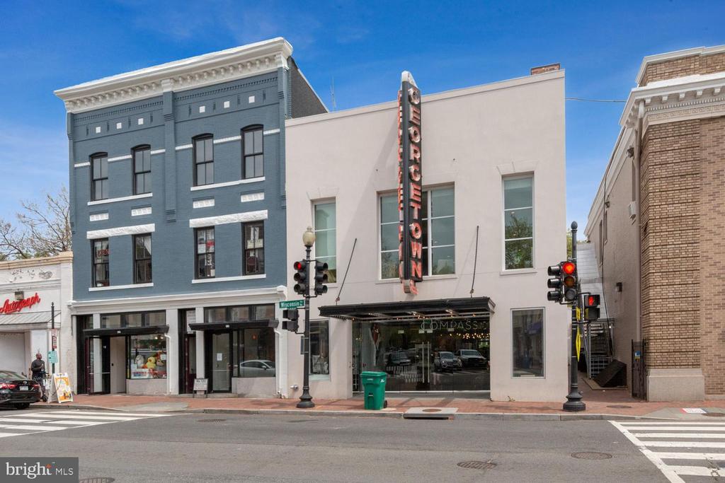 1351 WISCONSIN AVE NW #2A