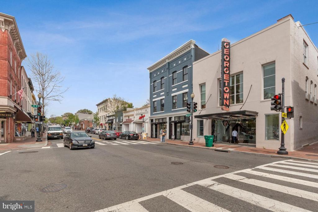 1351 WISCONSIN AVE NW #2A
