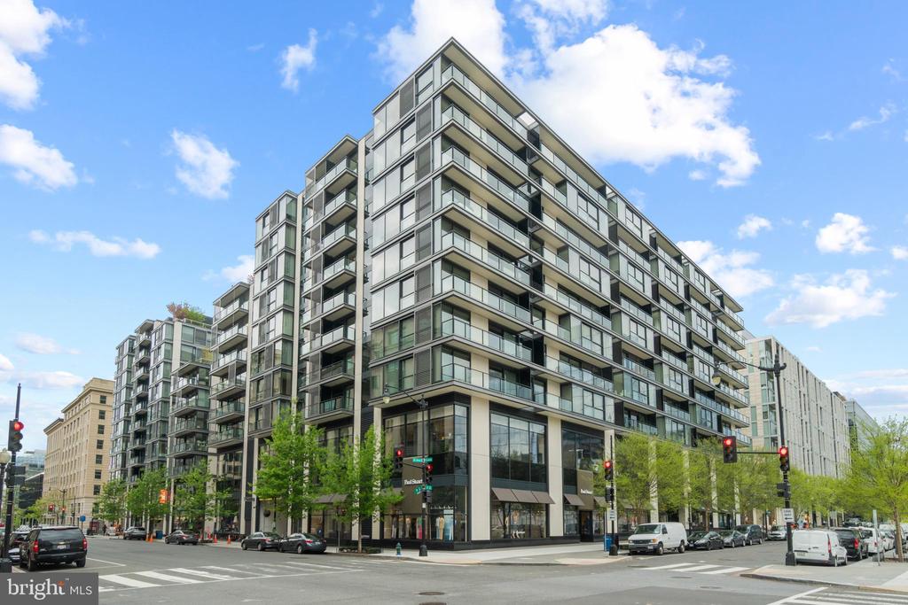920 I St NW #1109