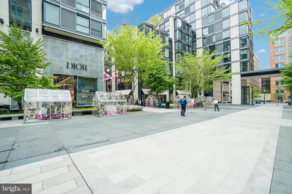 920 I St NW #1109