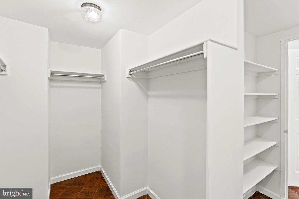 700 New Hampshire Ave NW #1520